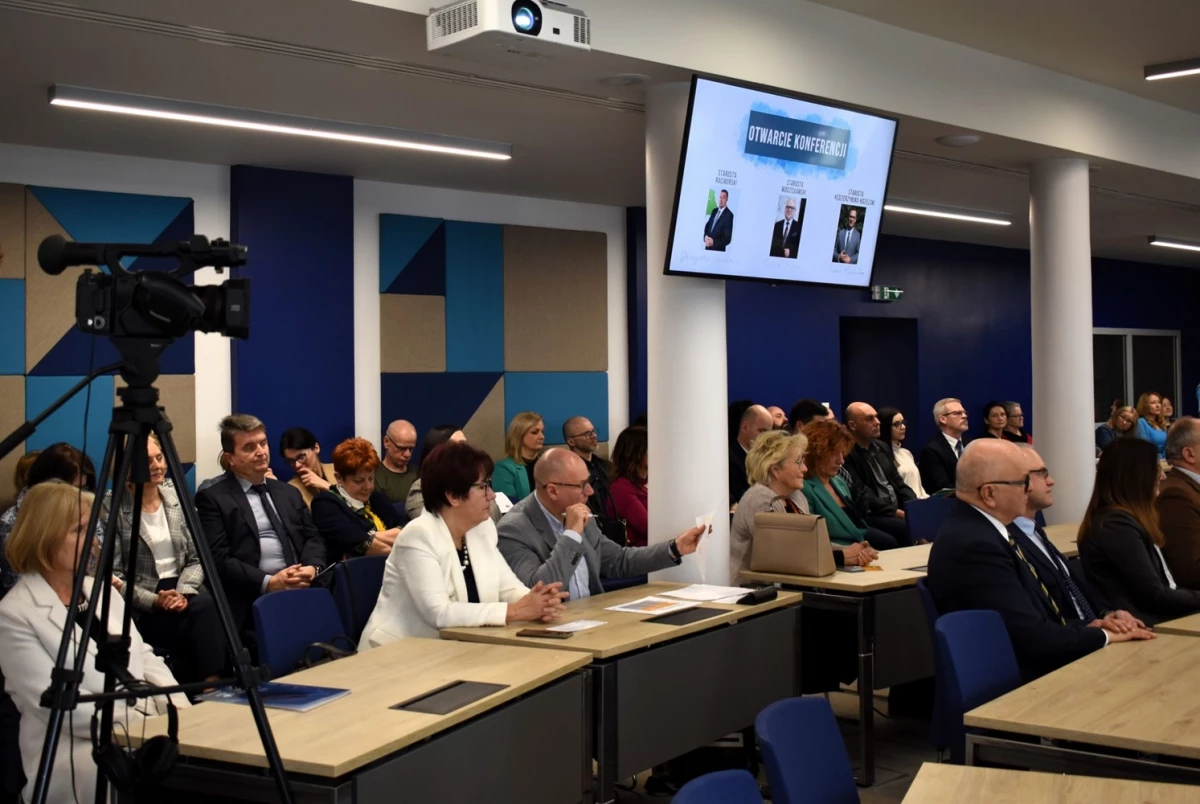 O doradztwie zawodowym dla młodzieży w Wodzisławiu Śląskim — 11