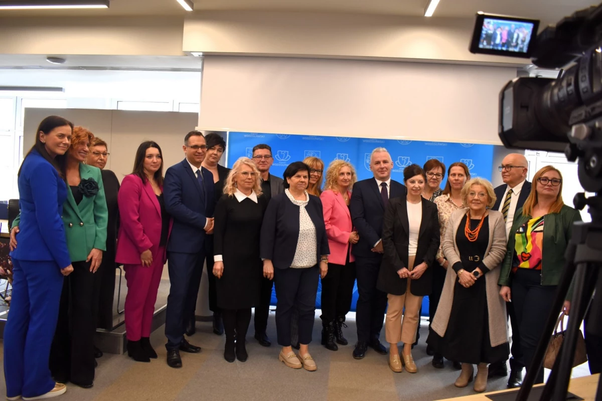 O doradztwie zawodowym dla młodzieży w Wodzisławiu Śląskim — 16