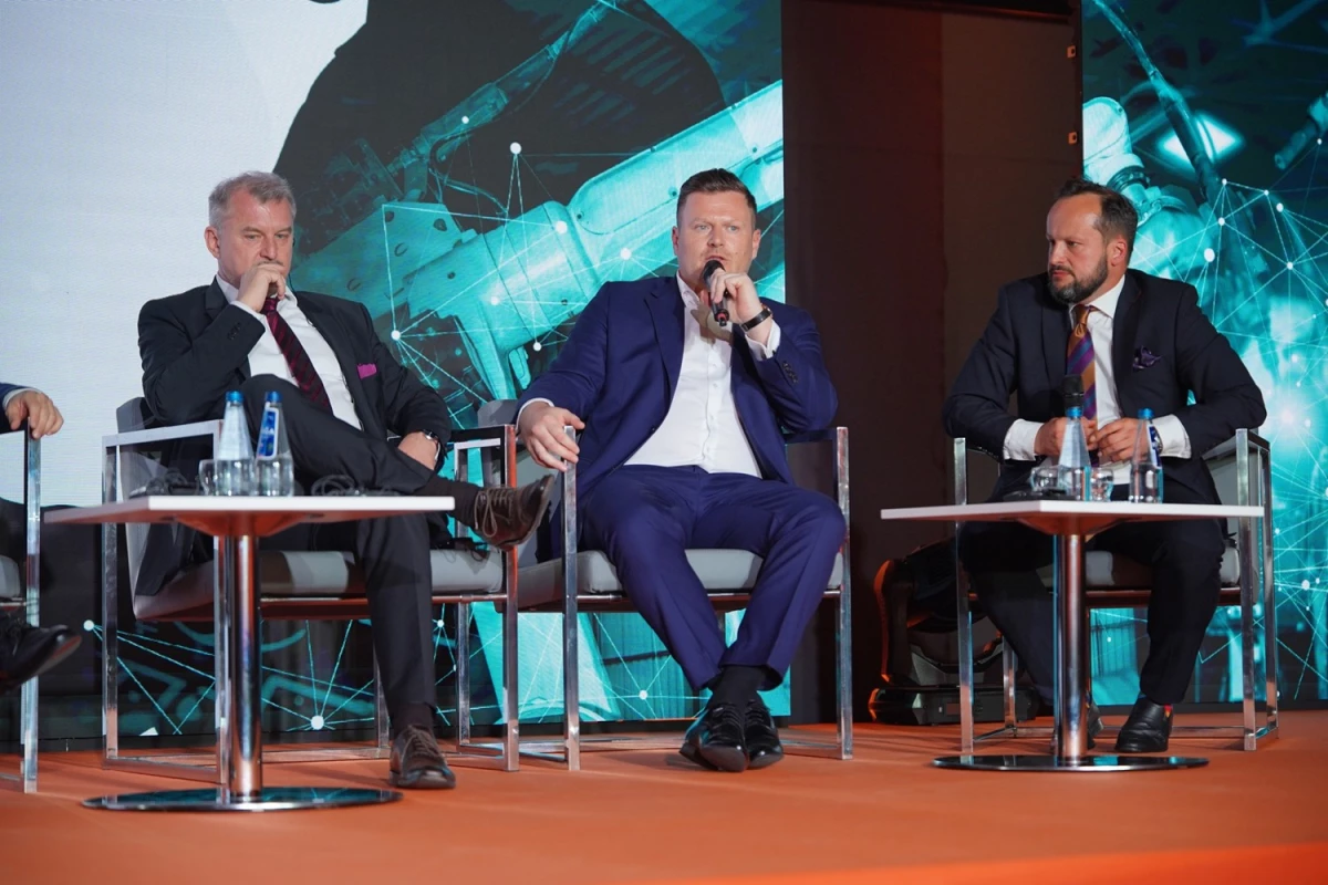 Transformacja energetyczna szansą dla polskiego przemysłu — 13