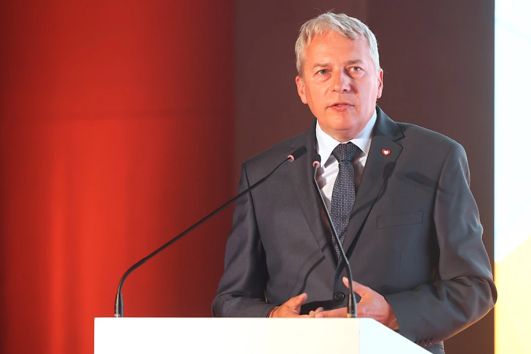 O przyszłości przemysłu i energetyki podczas kongresu w Katowicach — 1