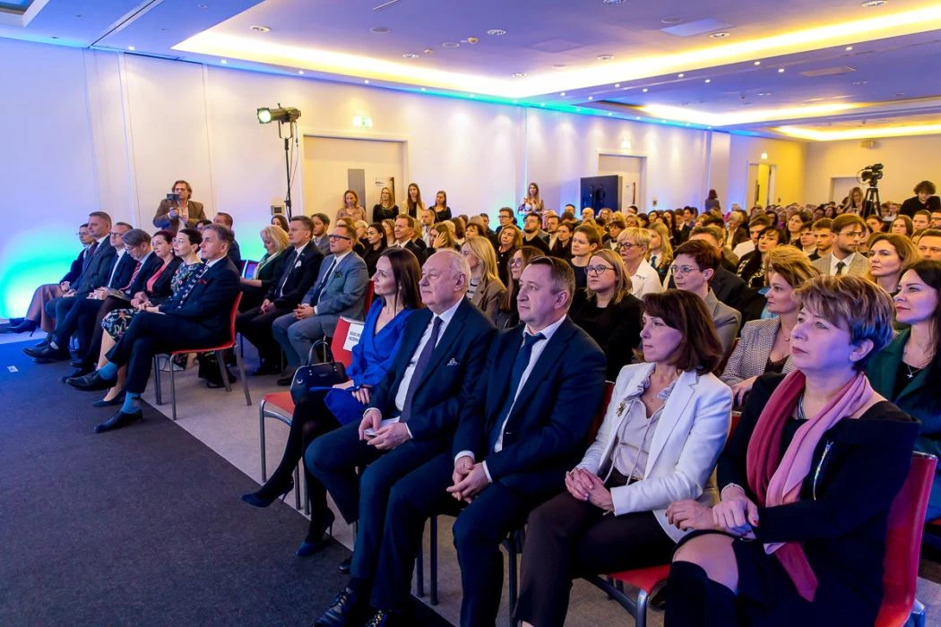 Śląskie stawia na zawodowców. Edukacja dostosowana do potrzeb rynku pracy — 2