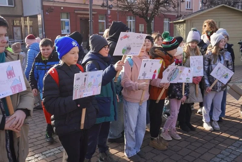 Zobacz, czym oddychasz. Mobilne płuca stanęły na żorskim rynku — 8