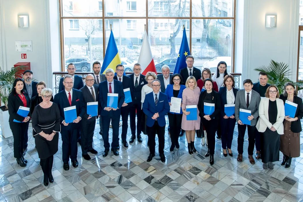 125 mln zł na rozwój edukacji zawodowej, kultury i turystyki w regionie — 22