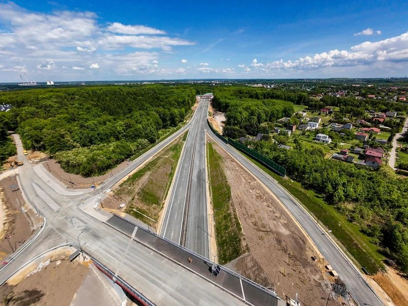 Nowy odcinek drogi regionalnej w Rybniku gotowy — 6