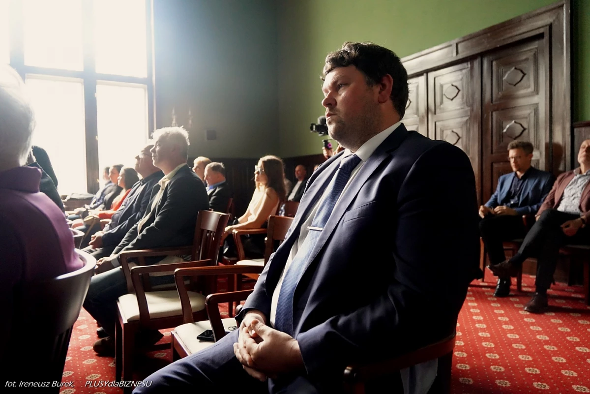 Wyłoniono laureatów Konkursu Skrzydła Merkurego (Merkurova křídla) organizowanego przez Izbą Gospodarczą w Opawie — 20