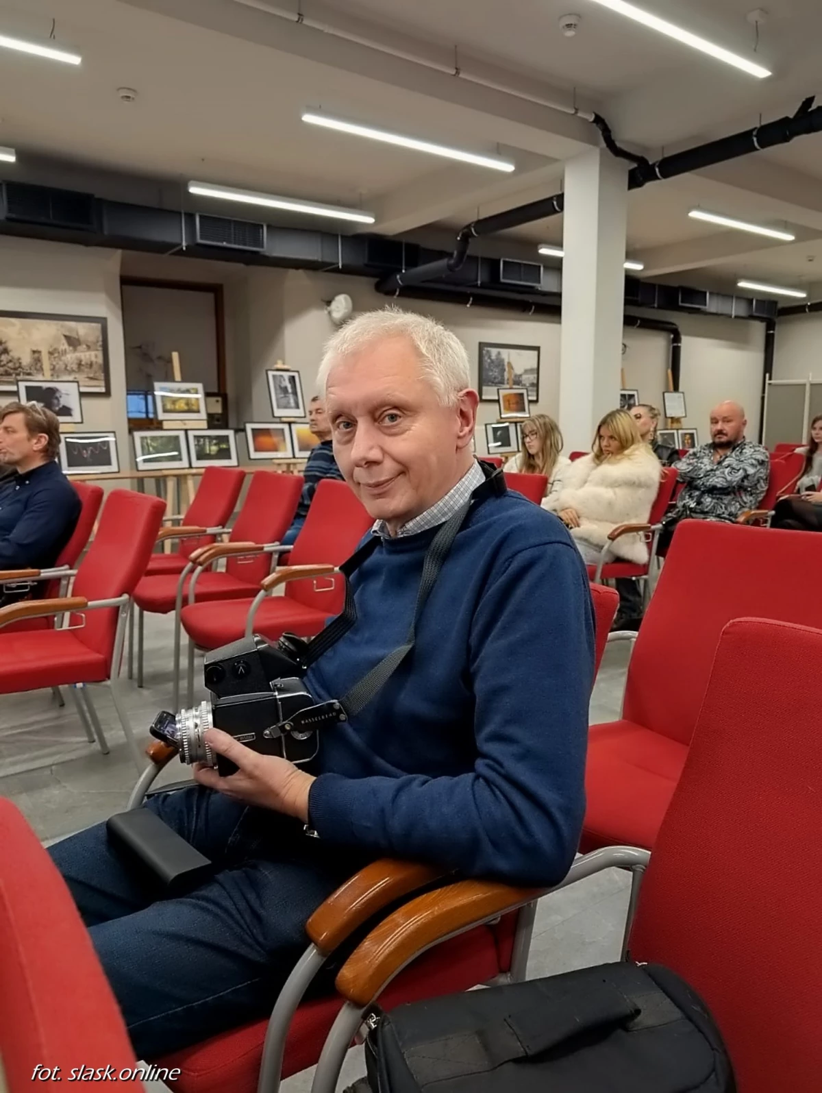 Wernisaż wystawy fotograficznej "Światło. Cień" podczas Światowego Dnia Informacji Na Temat Rozwoju — 43