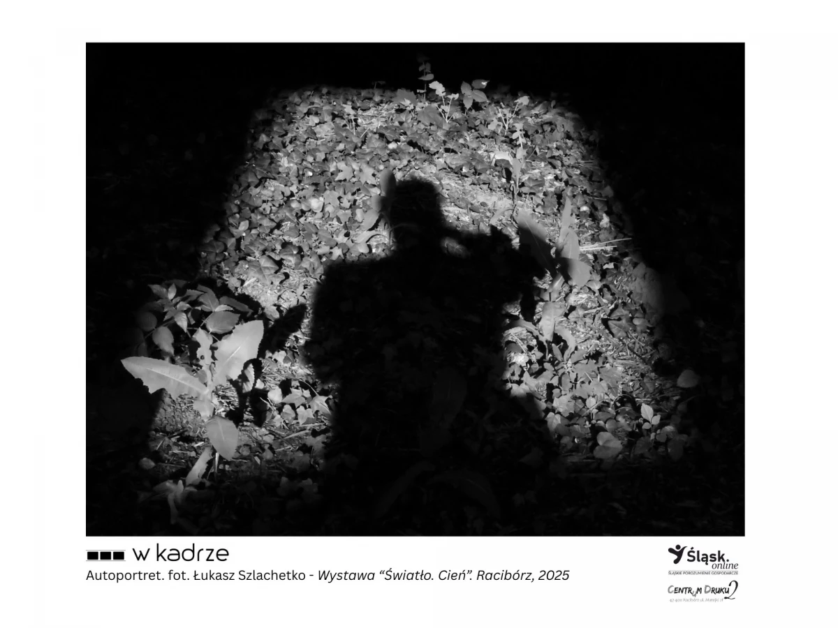 Wernisaż wystawy fotograficznej "Światło. Cień" podczas Światowego Dnia Informacji Na Temat Rozwoju — 18