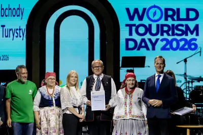 Kto został wyróżniony za rozwój turystyki w województwie śląskim? — 7