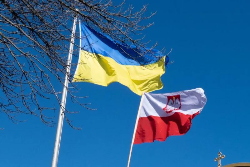 Sejm przyjął ustawę o pomocy obywatelom Ukrainy. Сейм ухвалив закон про допомогу громадянам України