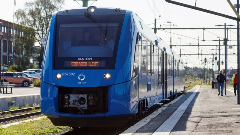 Pierwszy na świecie pociąg zasilany wodorem w Czechach