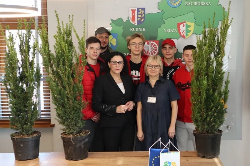 Powiat raciborski kupił sadzonki drzew