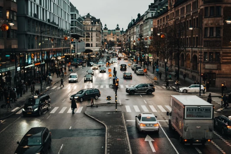 Samochody z silnikami benzynowymi i diesla zakazane w centrum Sztokholmu