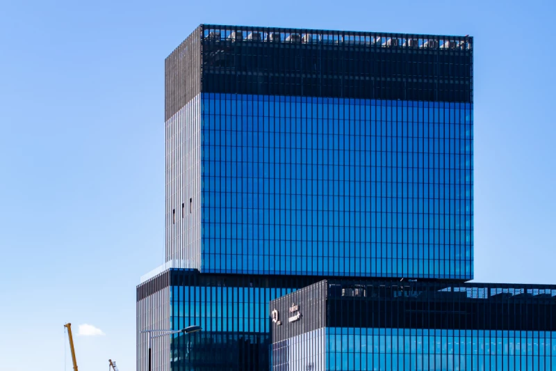 Szybkie decyzje biznesowe – kiedy oszczędność czasu oznacza ryzyko prawne