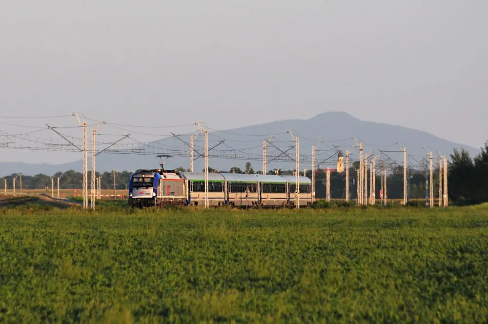 Upały zmieniają plany? Dowiedz się, kiedy oddasz bilet PKP Intercity bez żadnej opłaty
