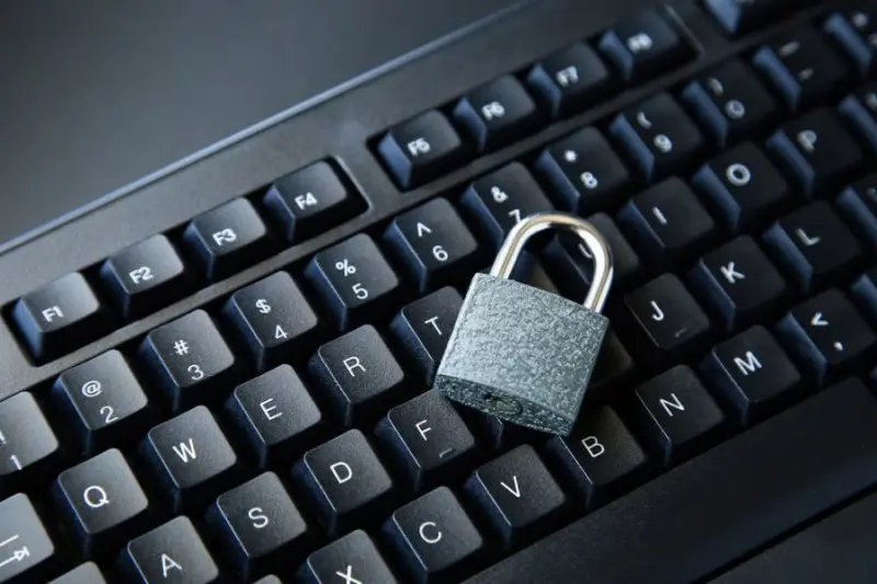 Polskie firmy coraz częściej celem cyberataków. MŚP wciąż lekceważą ryzyko