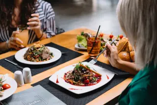 Gastronomia z trzema stawkami VAT. Rzecznik MŚP chce uproszczeń