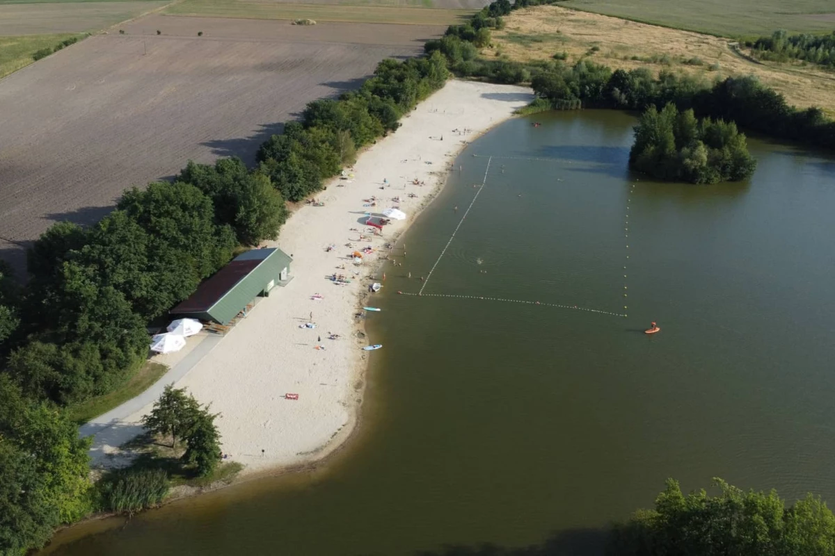 Plaża przy Centrun Rereacyjnym Zielona Zatoka