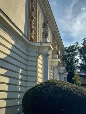 Mają ponad sto lat i znów wyglądają jak dawniej. Odnowiono zabytkowe rzeźby w Opawie — 6