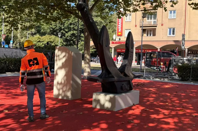 Kotwica ze statku Třinec stanęła na placu T. G. Masaryka
